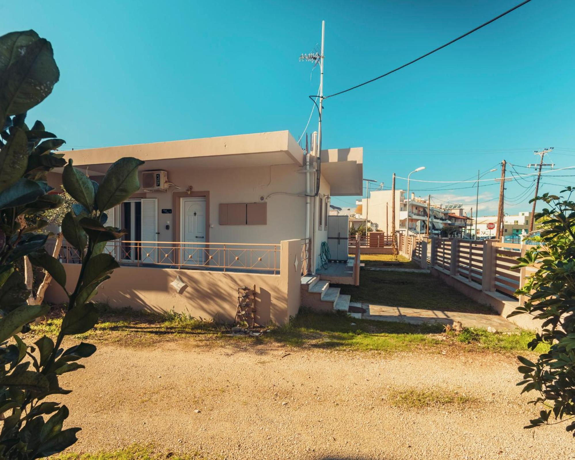 Crystal Cherry Apartment بريفيزا المظهر الخارجي الصورة